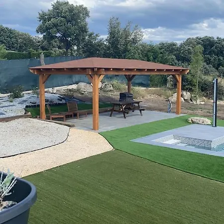 Luz De Luna Zarzuela del Monte